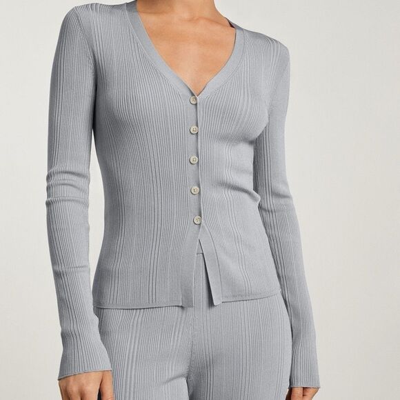 Everlane ribbed knit cardigan in the color sky